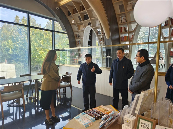 市國資委黨委書記、主任朱平生到市古鎮(zhèn)商旅文公司調研